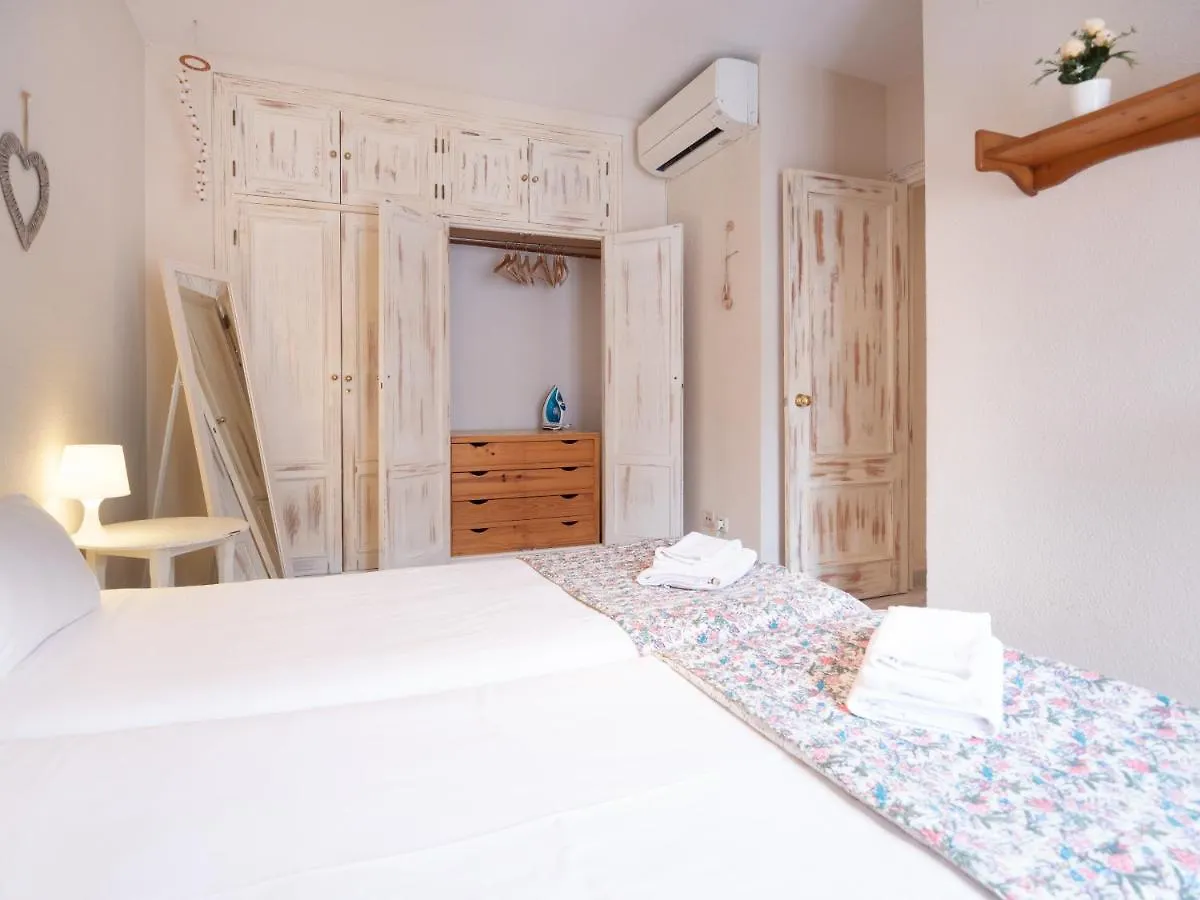 Apartman Cl Ubicacion Excelente Y Terraza Comun Junto A La Alfalfa Sevilla Spanyolország